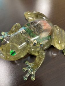 resin camping frog